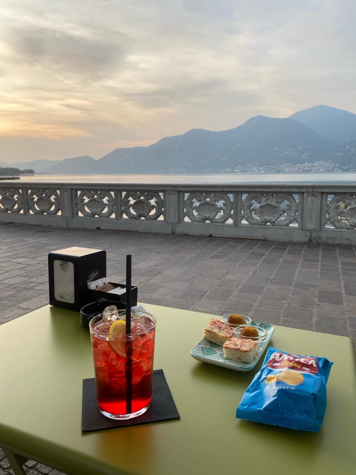 Aperitivo im Opera Iseo